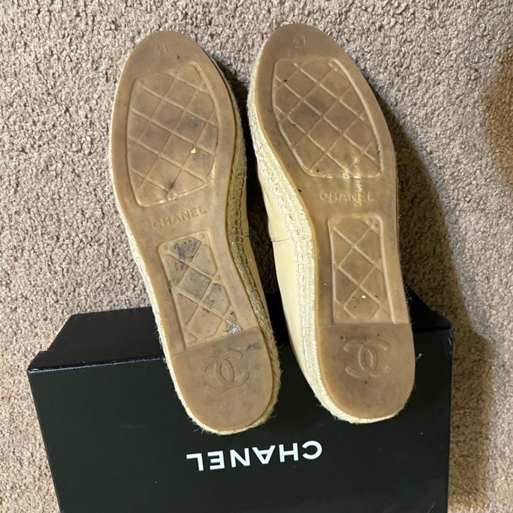 Chanel slides - Picture 3 of 4